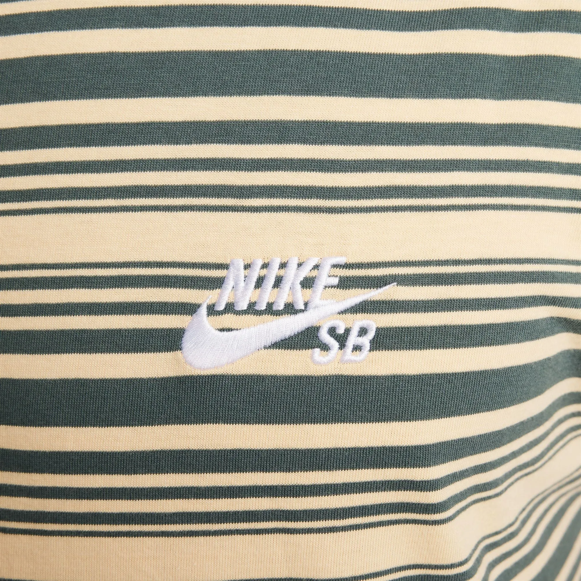 Nike SB Striped T-shirt - Vintage Green