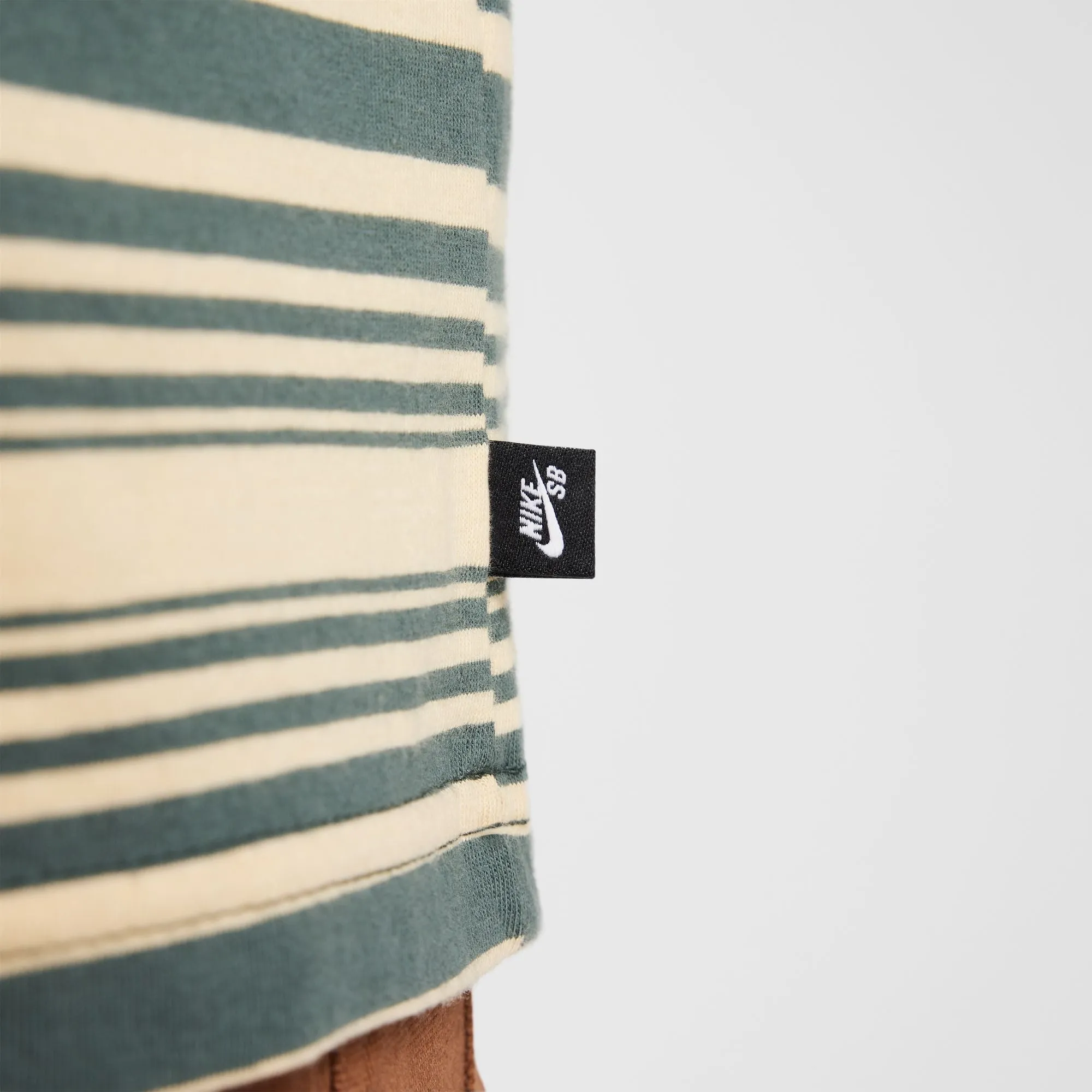 Nike SB Striped T-shirt - Vintage Green